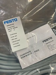 NEBM-M12G8-E-15-N-S1G15 Connecting Cable 10m, M12