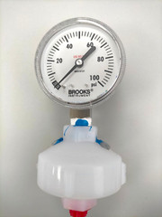 Lot of 2 gauges : different brands