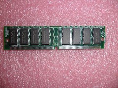 VA8322U2EN5-60YET SIMM MEM RAM 32 MB 72-PIN 60NS 16 CHIP (1 PER LOT)
