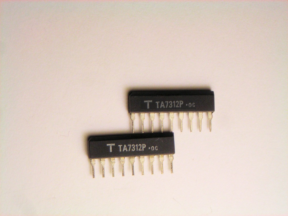 TA7312P “Original” Toshiba 9P SIP IC 2 pcs