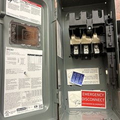 NIB – Square D – VHU361RB – Heavy-Duty, Unfused Safety Switch , Viewing Window