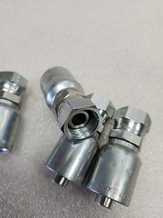 Parker 10743-8-8 Fitting 1/2″ Hose X 1/2″ Female Swivel (4 Pieces)
