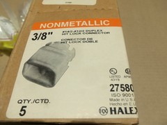 Halex 27580 Box of 5 (5 Per Bag) 3/8″ #14/2-#12/2 Duplex Hit Lock Connector AK
