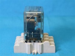 Potter & Brumfield KUP5A15 Relay 120V 50/60Hz w/ Socket 30 Days Warranty