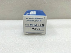 IDEC MCM 22D MICRO COMMAND & CONTROL LIGHTS MCM22D-M20 AC220V 2A