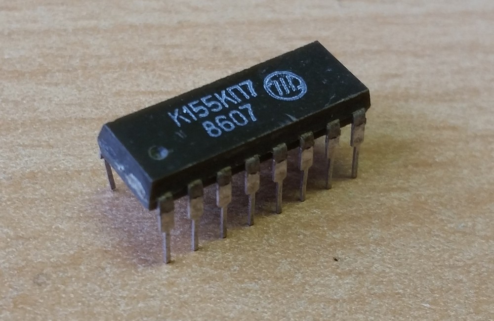 IC K155KP7 = SN74151N / 74151 / DIP16 USSR NOS (Lot of 20 pcs)