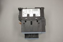 SIEMENS SIRIUS 3RT2037-1AK60 CONTACTOR UNIT