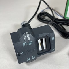 SCHNEIDER ELECTRIC XB5S2B2L2 / XB5S 2B2L2 (NEW IN BOX)