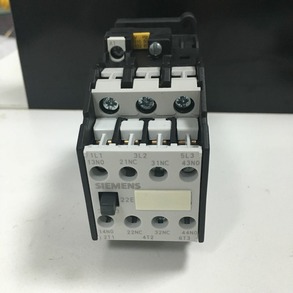 1pc new 3TF 3TF4322-0X AC220V SIEMENS