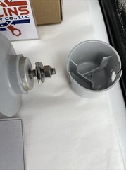 Siemens 3EK8 270-3GA4 Medium-Voltage Surge Arrester, 27 kV, HTV Silicone Housing