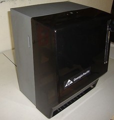 Georgia-Pacific Papertowel Dispenser 70391LR