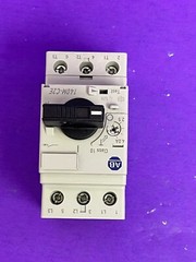 Allen-Bradley 140M-C2E-B40 Ser C Circuit Breaker 2.5-4A