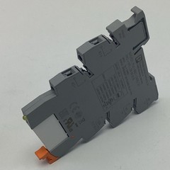 Phoenix Contact 2961121 24VDC Coil Relay w/ Socket 5-Amp, 250VAC
