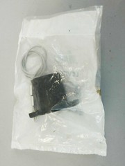 LEVITON 301-16P22-E Female Protective Cap, Series 16 – NEW