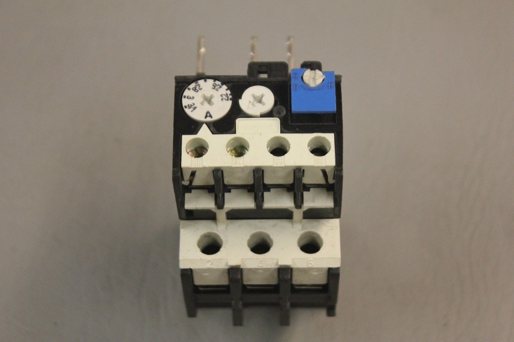 EATON CUTLER HAMMER C316FNA3 SER A2 OVERLOAD RELAY