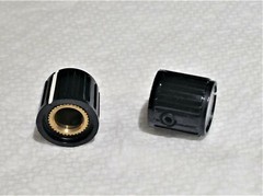 4 each APEM Knobs MPKG-50B1/4 Black with line pointer & screw for 1/4″ shaft