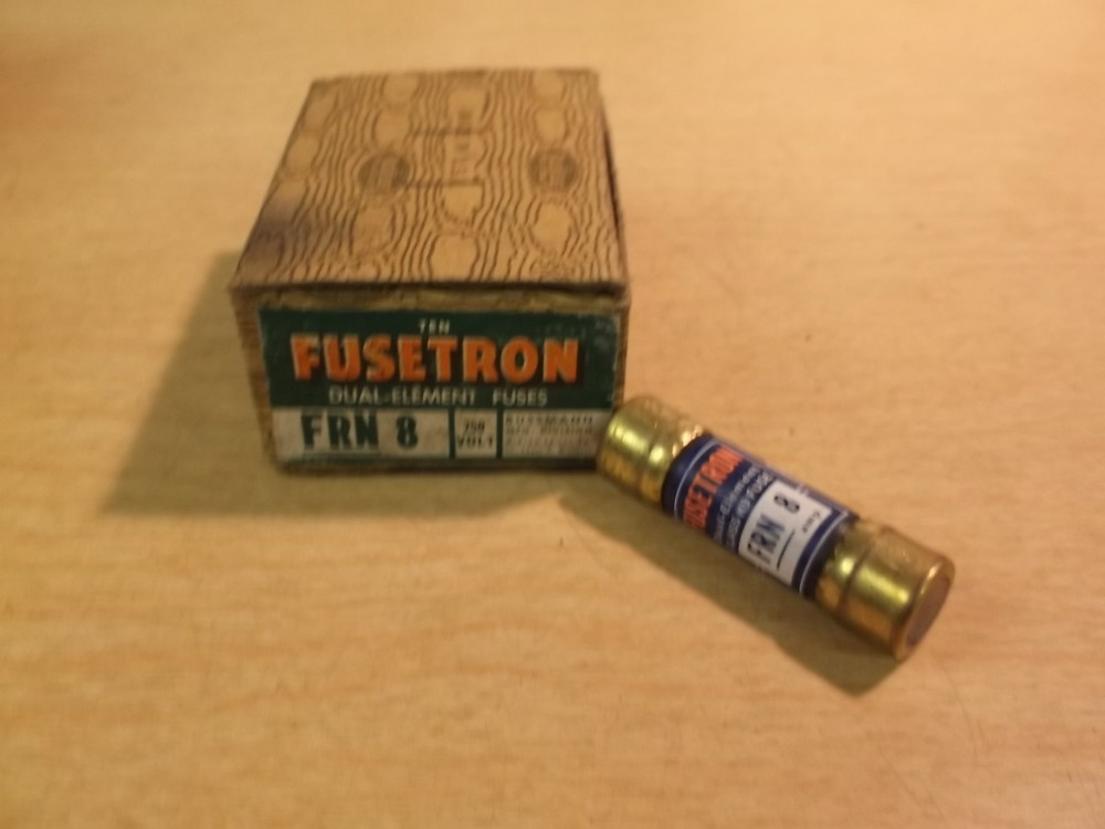 NEW Fusetron FRN8 Lot of 10 8 Amp 250v Dual Element Fuses *FREE SHIPPING*