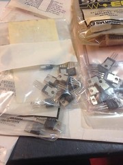 Group Lot Ecg Sylvania Philips NTE Electronic Part B2 1139 987 1094 1136 1128