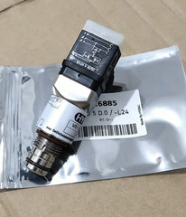 ONE NEW HYDAC Pressure Switch VD 5 D.0/-L24 VD5D.0/-L24