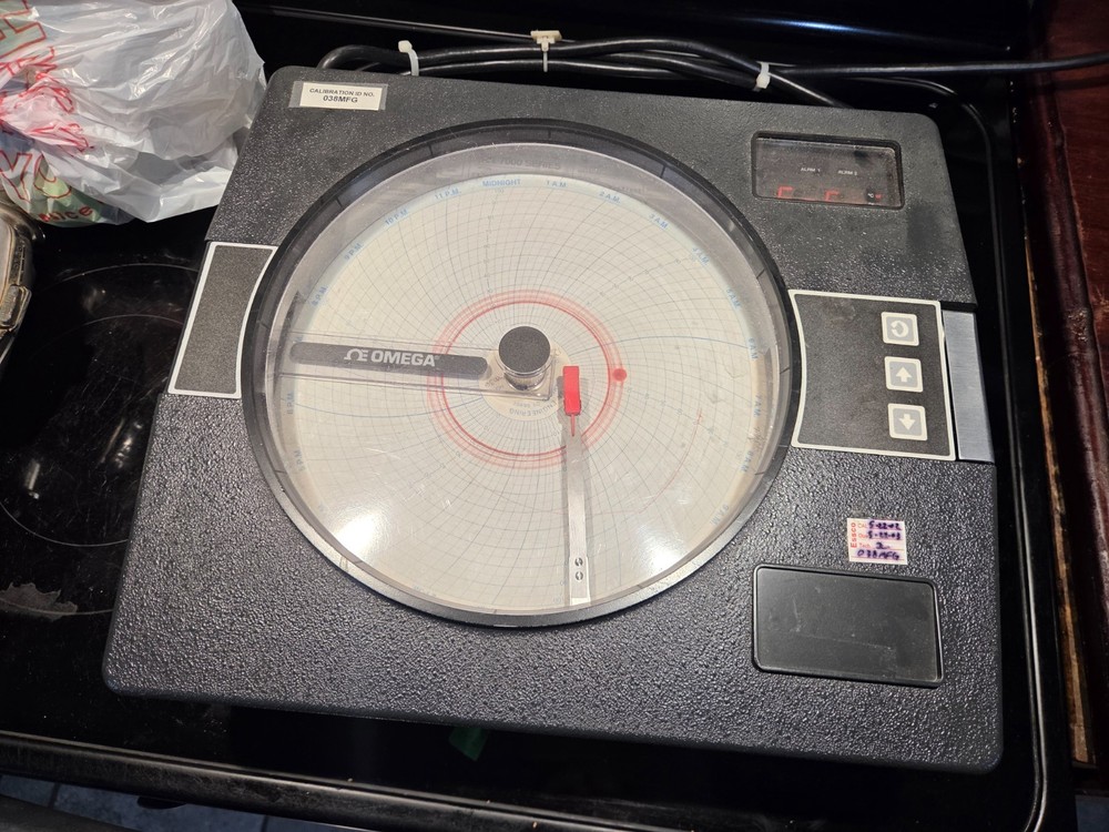 OMEGA Engineering CT710000 CT 7000 Series Chart Recorder CT-7100