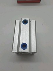 LAIZE SDA Compact Pneumatic Cylinder Part Number #SDA32X40 Brand New