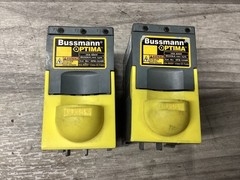 LOT OF 2 BUSSMANN OPM-1038R OPTIMA FUSE HOLDER 30A 600V #102N148