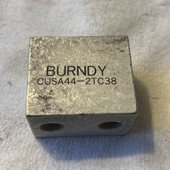 Burndy CUSA442TC38 HYSTACK Copper 3/8” 2 Holes #25021608 New In Box USA