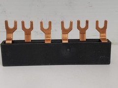 ALLEN BRADLEY 140M-C-W452 COMPACT BUSBAR 600V 3 PHASE SERIES A (LOT OF 5)