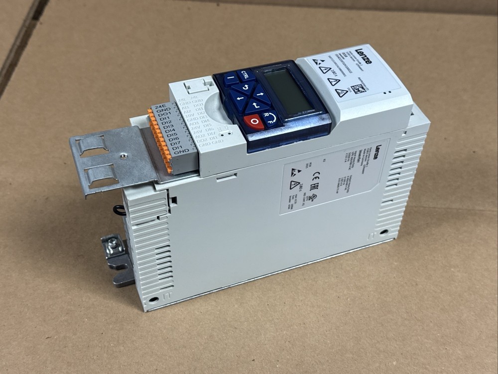 LENZE I55AE155F10V10001S Inverter Drive i550 400/480V .55kW/.75HP FAST SHIPPING
