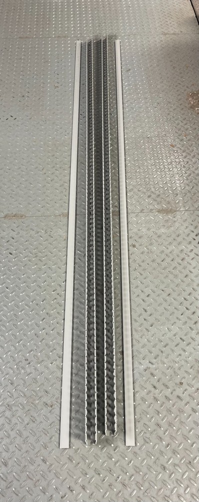 (Lot of 2) IBOCO T1-F 25mmX80mm 1″W X 3″H X 6′ 6″ Slotted wire duct with covers