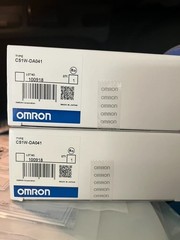 1PCS Omron PLC Input Module CS1W-DA041 Brand New In Box Expedited Shipping