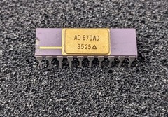 Analog Devices AD670AD Analog to Digital Converter IC