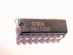 HA11225 “Original” Hitachi 16P DIP IC 1 pc