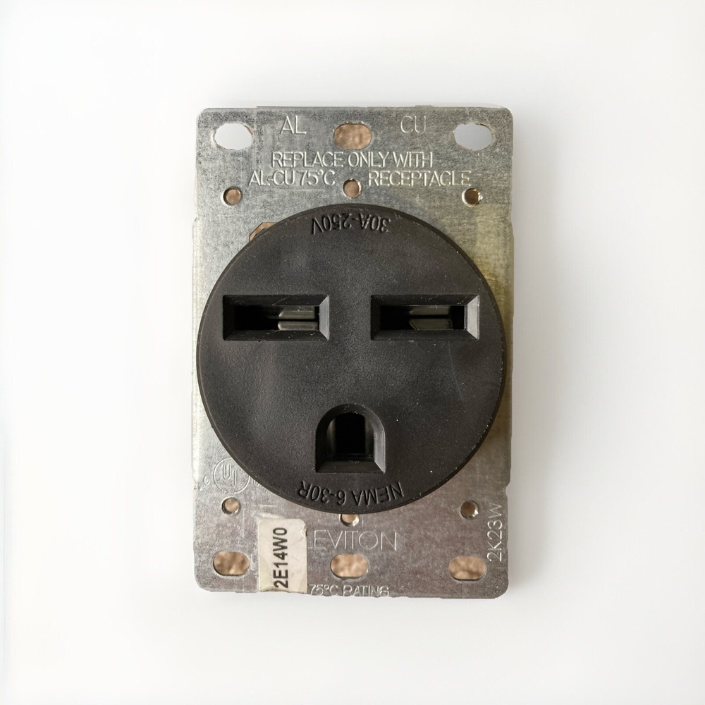 ⚡️Leviton 5372-S00, 250 V, 30A, NEMA 6-30R, Straight Blade Receptacle, 1 pc