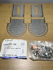 Elastimold Thomas & Betts UNIVERSAL MOUNTING BRACKET STAINLESS STEEL 1601-301-1