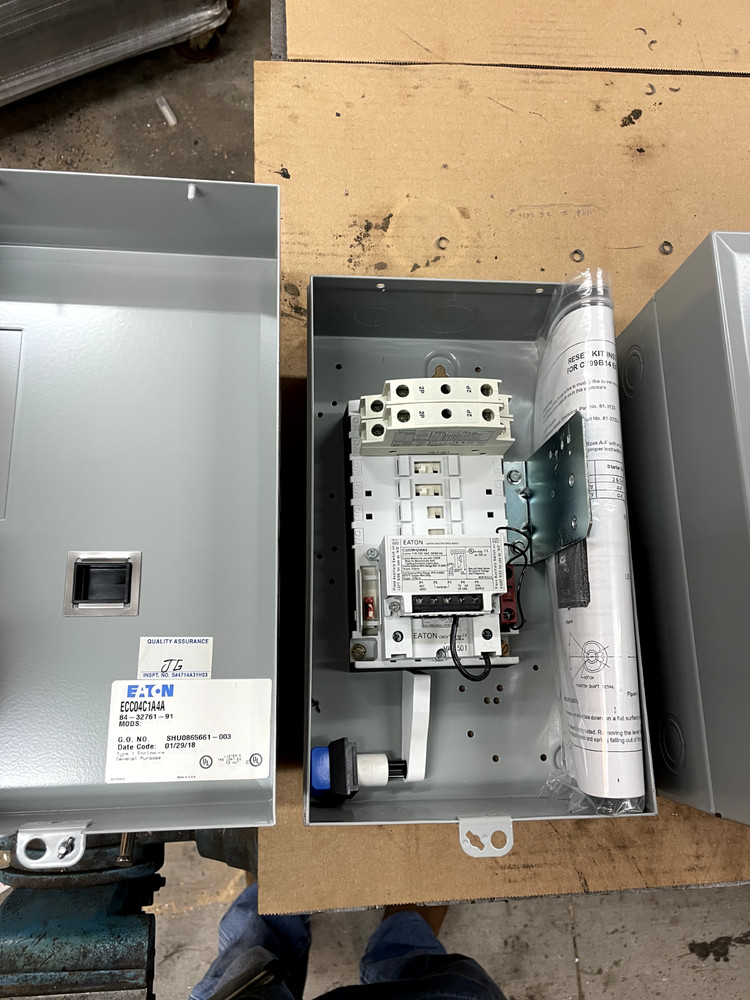 Eaton ECC04C1A4A Enclosed Lighting Contactor 30A 120V w/ C320MH2WA0