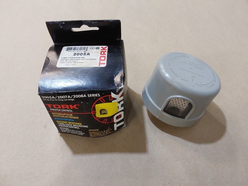 TORK 2005A PHOTOCONTROL Instant Response