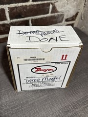 DWYER 605-2 / 6052 – 2 PSI – Missing Parts