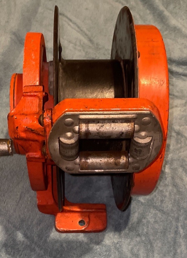 Used Appleton cable reel RL1 04J in good working condition no cable