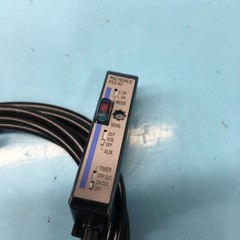 2 KEYENCE FS2-62 Photoelectric Sensor, 144170