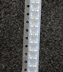 BEYSCHLAG 1000x SMD Resistor 680kΩ MINI-MELF 680000 Ohm Model MMA 0204-50