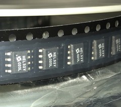 SY10EL32-VZC Counter IC Divide-by-2 1 Element 1 Bit Positive Negative 8-SOIC
