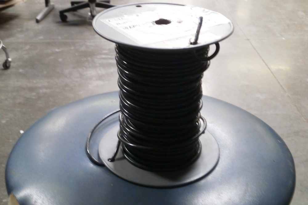 CME E102470 MACHINE TOOL WIRE 10 AWG BLACK STRAND COPPER ( 200′ )