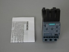 Siemens 3RR2142-2AA30 Monitoring Relay 24VAC/DC 4-40A – NEW Surplus!