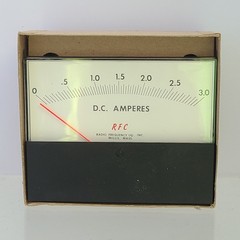 RFC A 2345 DC AMPERES Rectangular Panel Meter 0-3 – Width 5″ Height 3″ NOS