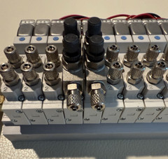 SMC Manifold Block VQZ1121-5G1-M5 (x10) – 4 Way Valve