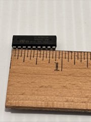 1 Unit-ST MICRO ULN2803A Circuit (New)
