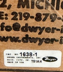 NEW IN ORIGINAL BOX Dwyer 1638-1 T51AH Differential Pressure Air Filter Switch