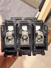 NIB – Siemens – BQ3B100 – Low Voltage Molded Case Circuit Breaker, 3-Pole, 100A