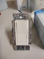 Lutron SC-3PS-BI General Purpose 15A 3-Way 120V Satin Colors Biscuit -NEW